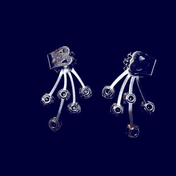 Vintage Rhinestone Clip Earrings - Picture 5 of 5